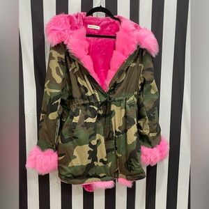 Hooded Camouflage Winter Coat with pink Faux Fur